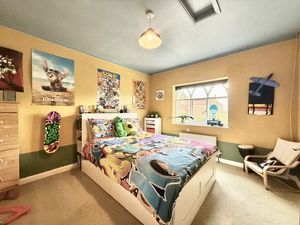 Photo 24- click for photo gallery